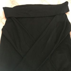 Long-sleeve off-the-shoulder T-shirt